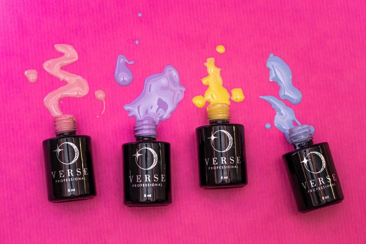 VERSE Professional gel polishes with colour strokes