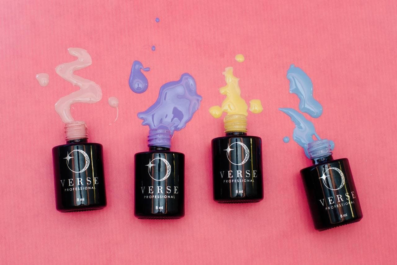 VERSE Professional gel polishes with colour swatches